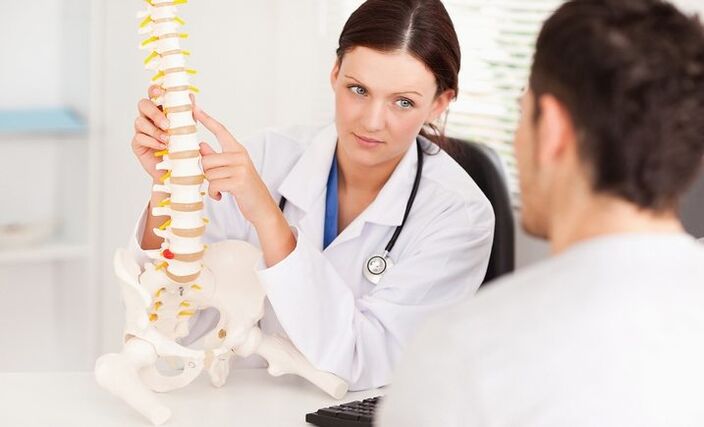 Ak chcete predpísať liečbu cervikálnej osteochondrózy, mali by ste sa poradiť s lekárom